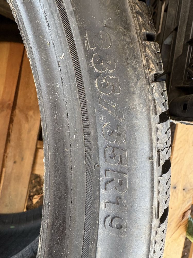 Cauciucuri 235 35 R19  Dot 2022