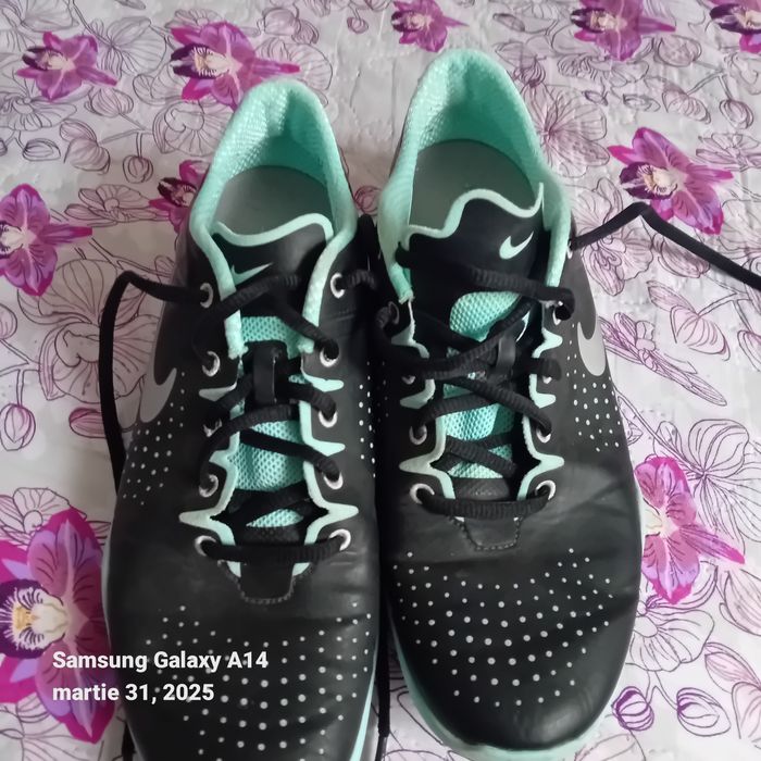 Adidașii nike!! Stare foarte bună