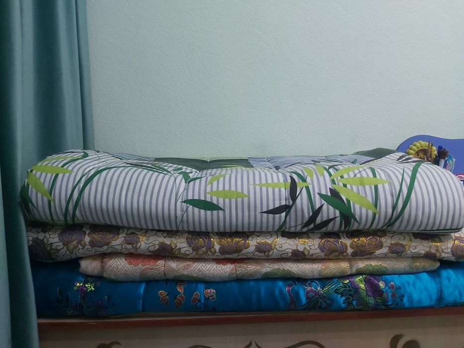 Корпе сатылады. Продам одеяло