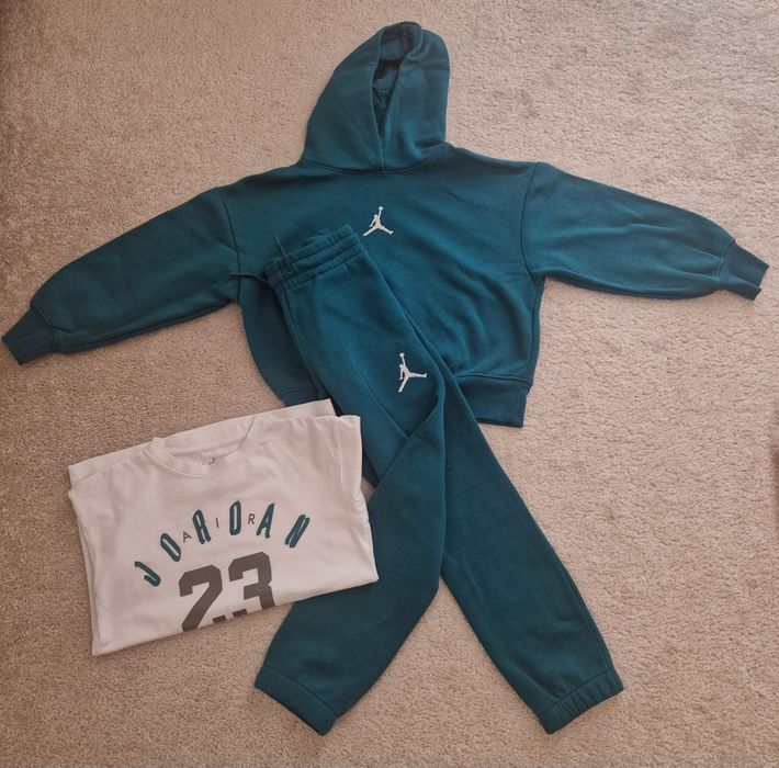 Trening Jordan cu tricou