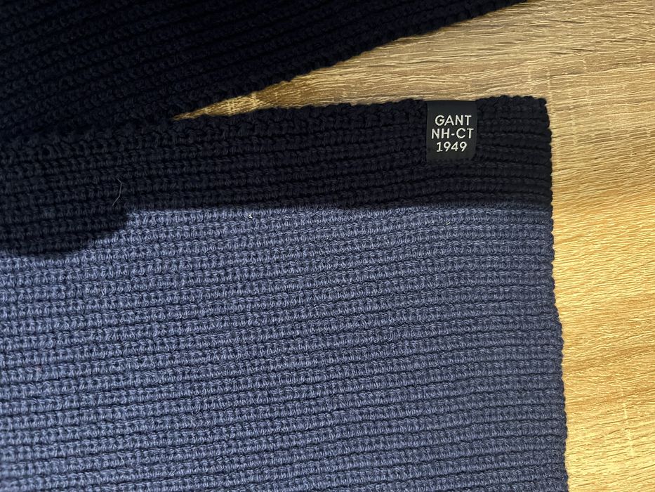 Fular GANT navy unisex