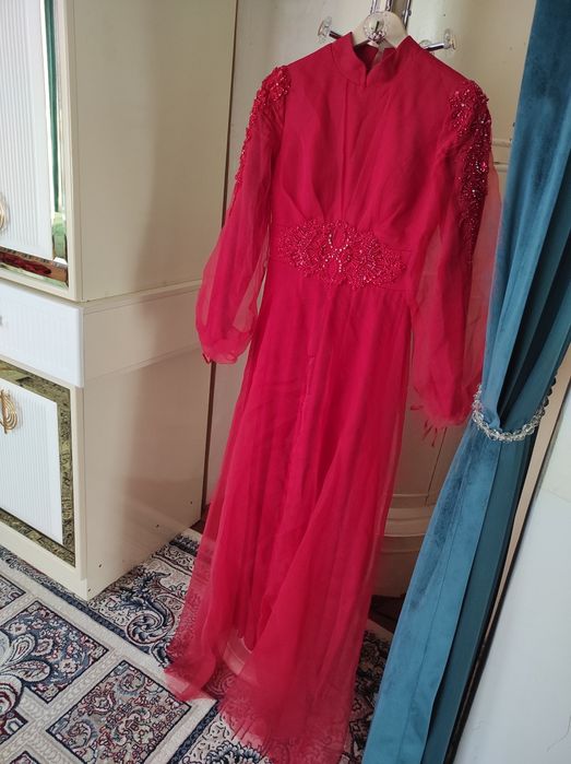 Қизил кўйлак маросмлар учун