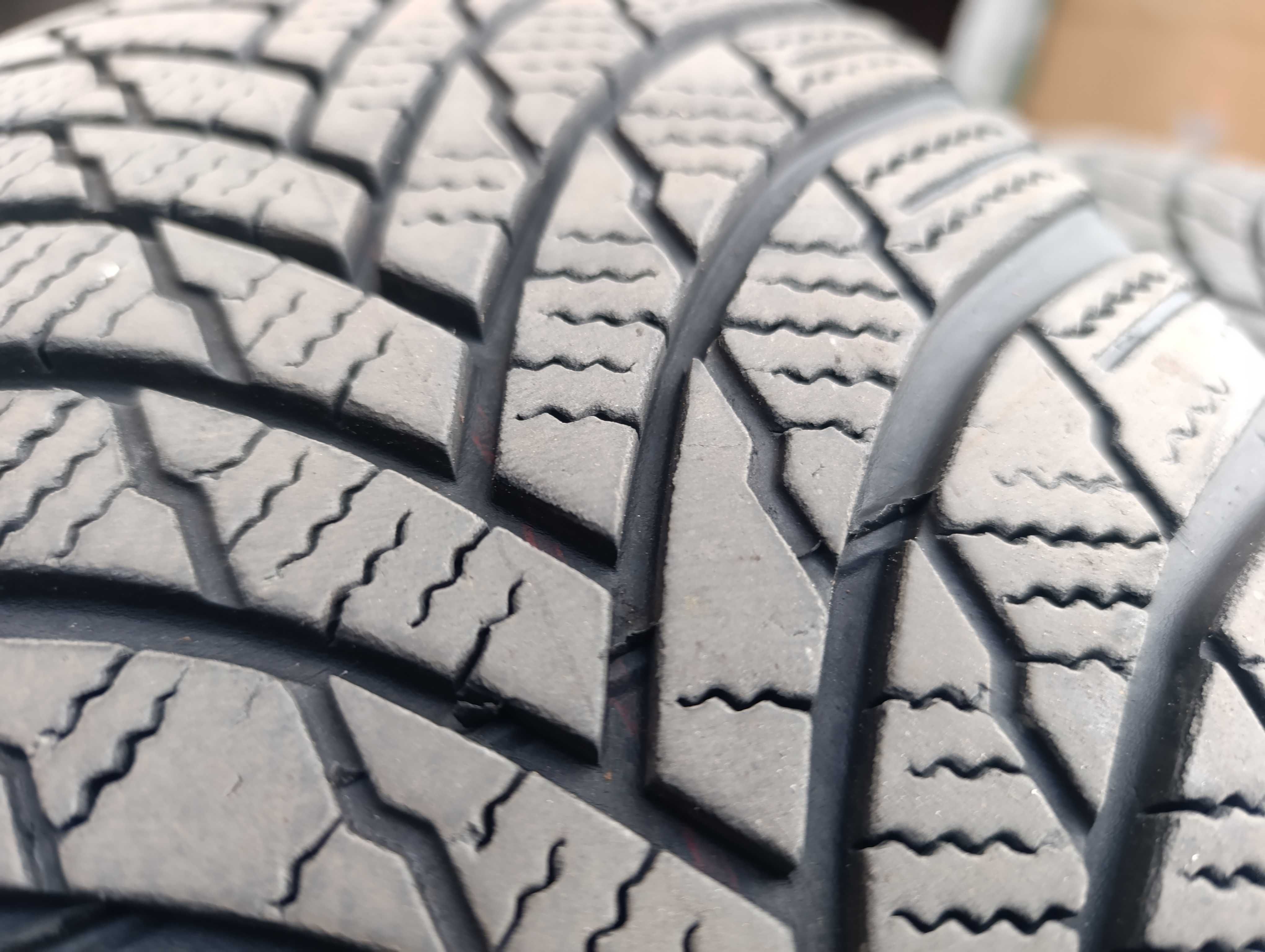 Зимни гуми FIRESTONE Winterhawk 4 205/60/16
