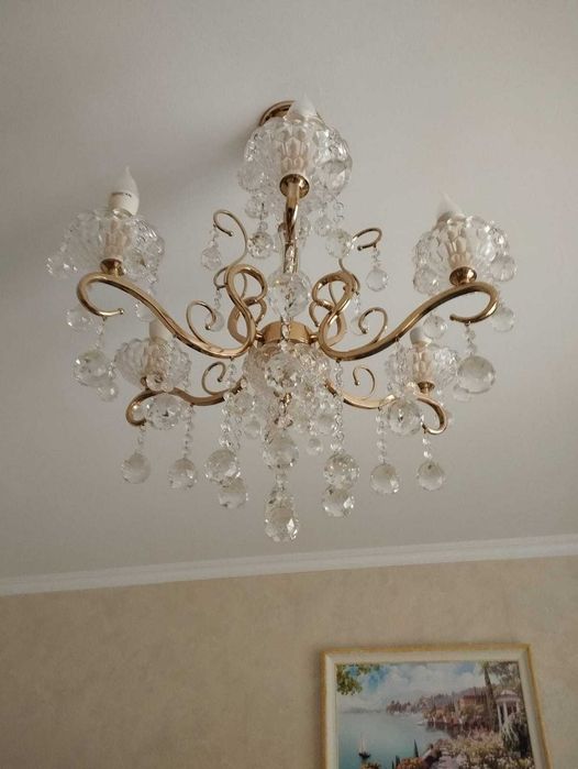 Люстра хрустальная