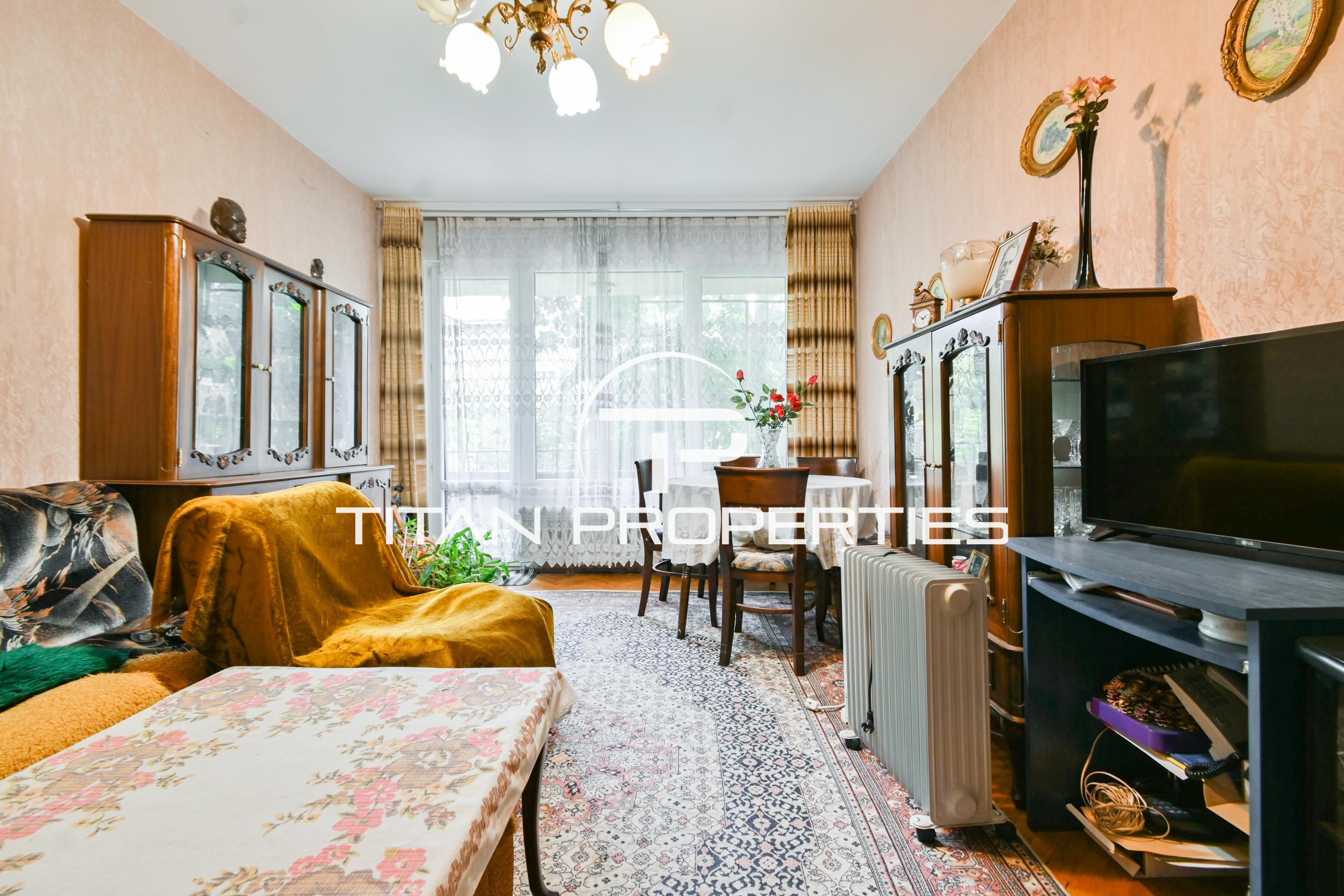 Тристаен , за продажба , ж.к. Гоце Делчев