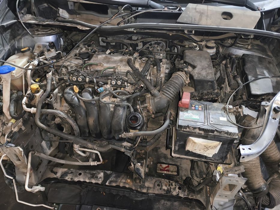 Продавам на части TOYOTA VERSO 1.8 16V 2010 г.
