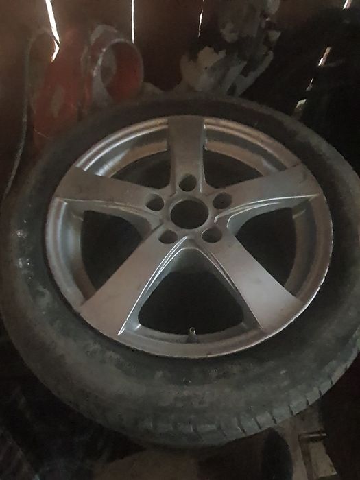 Vând jante audi original r16