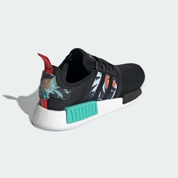 Оригинални дамски маратонки * ADIDAS NMD_R1 *