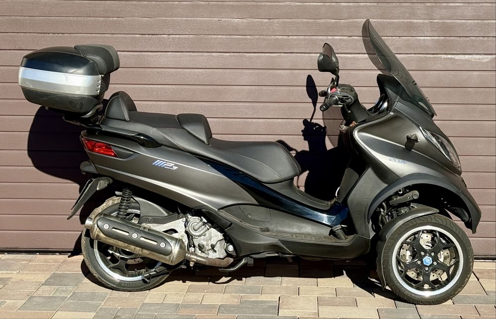 Piaggio 3 roti, piagio mp3, scuter 3 roti, scuter piaggio, piaggio 500