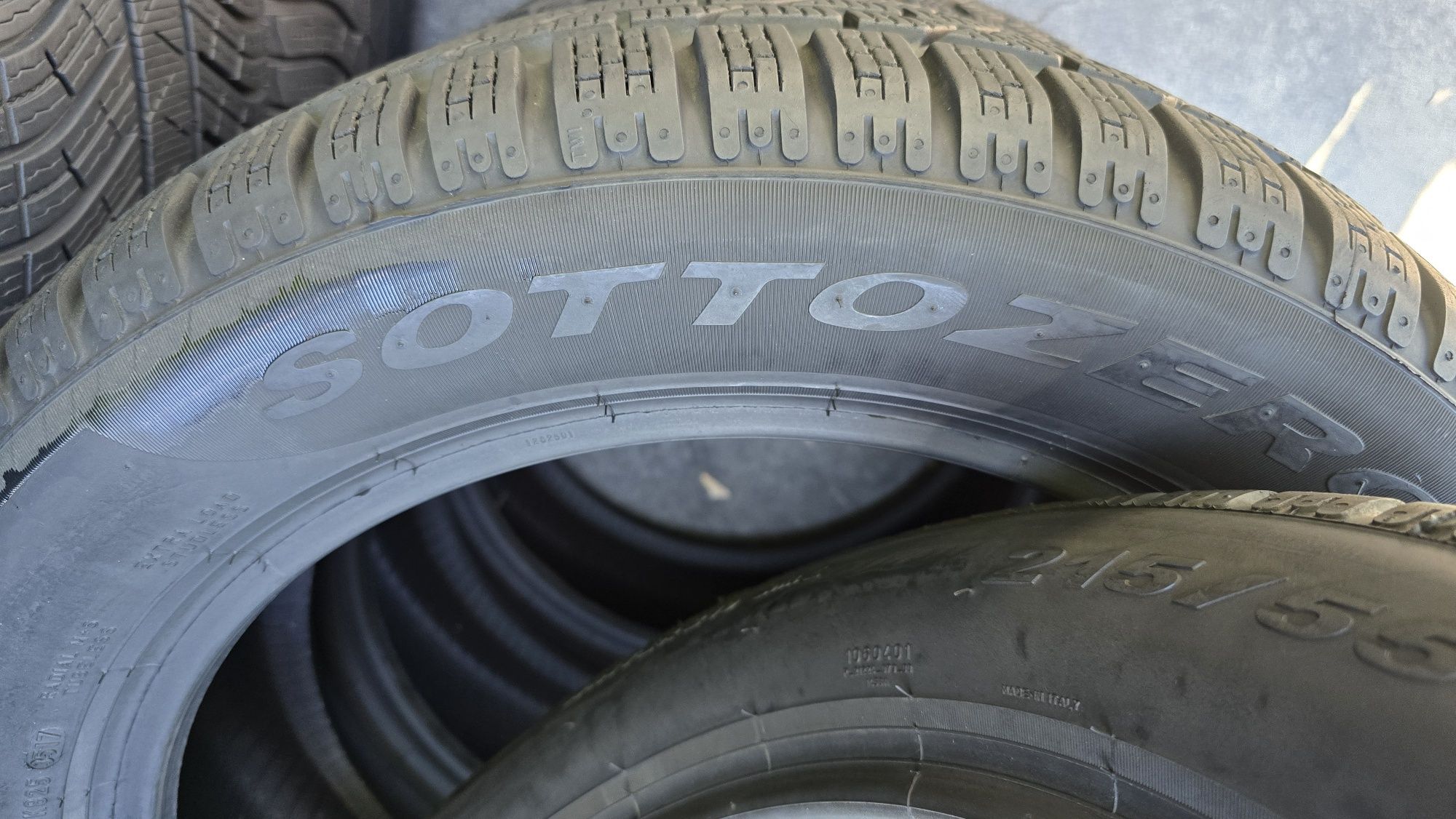 4 anvelope iarnă Pirelli 215/55/17 - transport gratuit