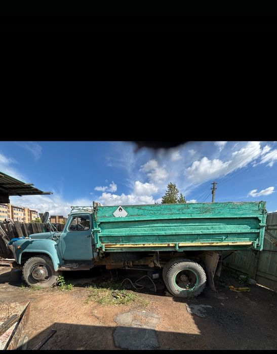 Продам ГАЗ 53, стоит 2 года, заводится, но машине нужны руки,.