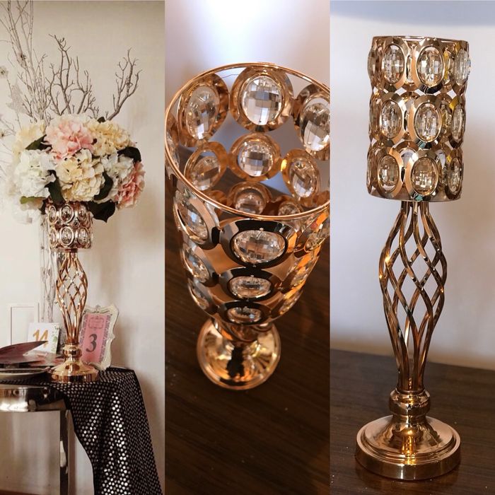 Вазы с цветами искусственными