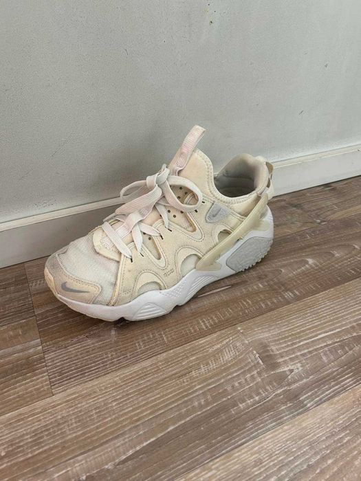 Женски обувки Nike Air Huarache Craft