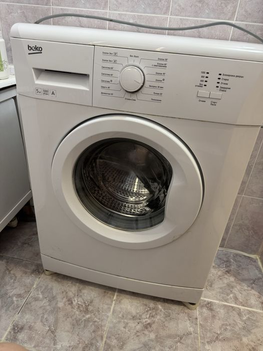 Стиральная машинка Веко 5 кг узкая