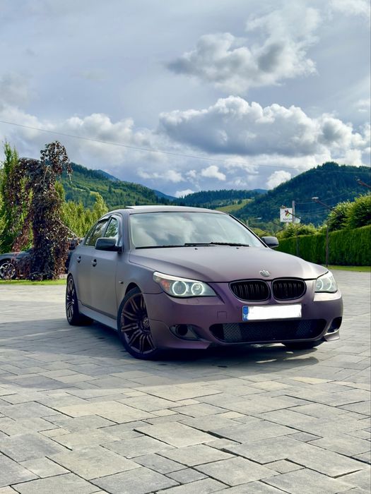 Vand colant auto negru mat cu tenta mov