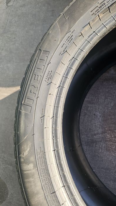 Зимни Гуми PIRELLI спорт пакет 
255 50 19
285 45 19
Гумите са свалени
