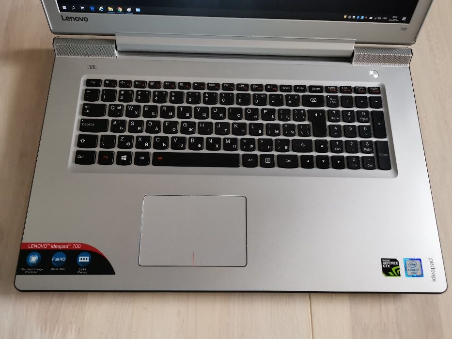 Lenovo IdeaPAD 700-17ISK i7-6700HQ, GTX 950M, 8GB, SSD 256GB, HDD 1TB