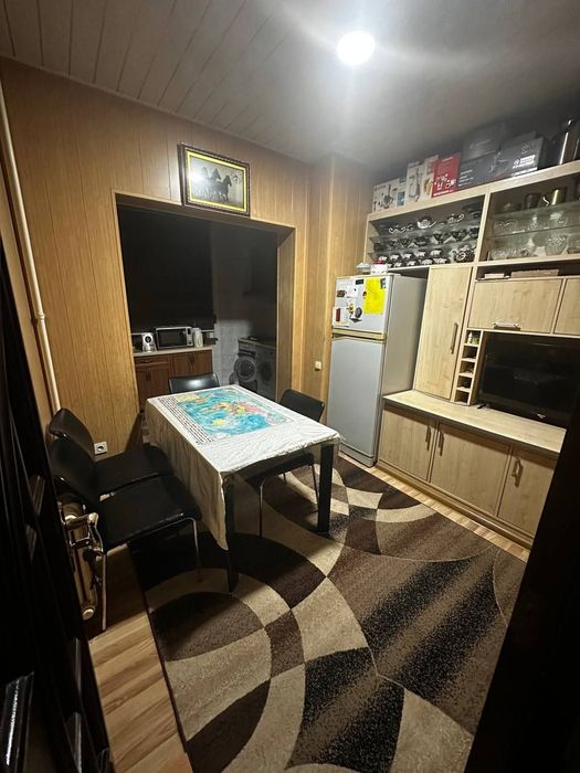 Продается 4х комнатная на Юнусабад 10