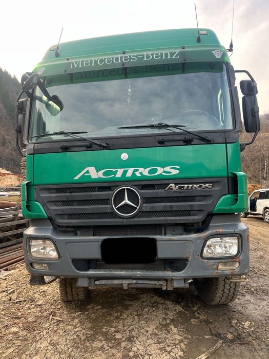 Mercedes actros 480.  6x6