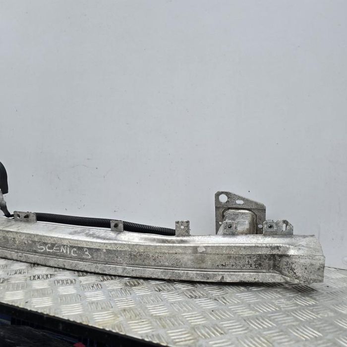 Armatura bara fata Renault Scenic 3 facelift