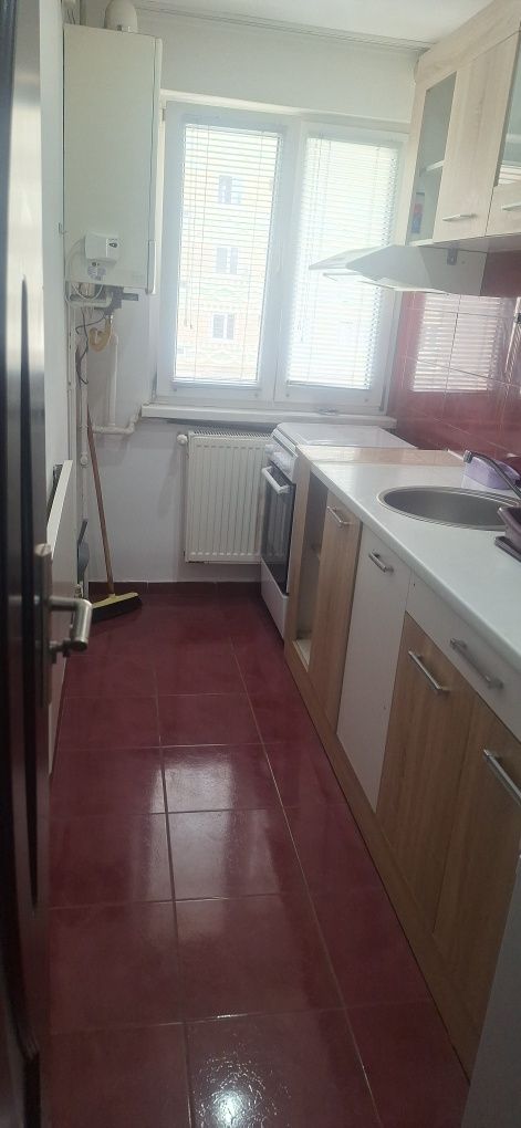 Proprietar închiriez apartament 2 camere