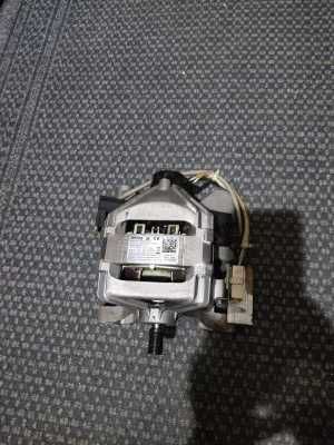 Двигатель стиральной машинки индезит iwsc 6105