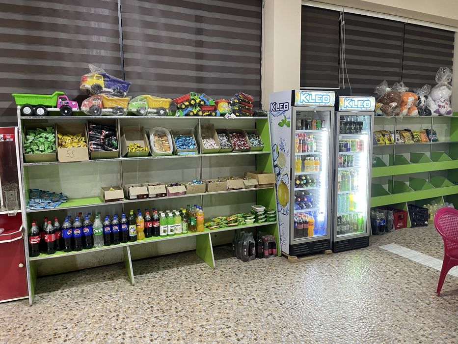 Magazin sotiladi Metanga kiradigan joyda