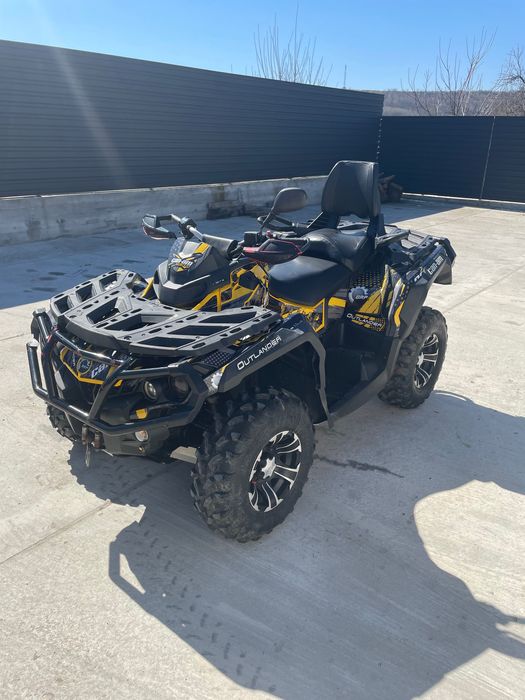 Vând Can-Am outlander