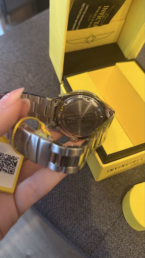 Invicta Pro Diver 22048 мъжки кварцов часовник 43мм