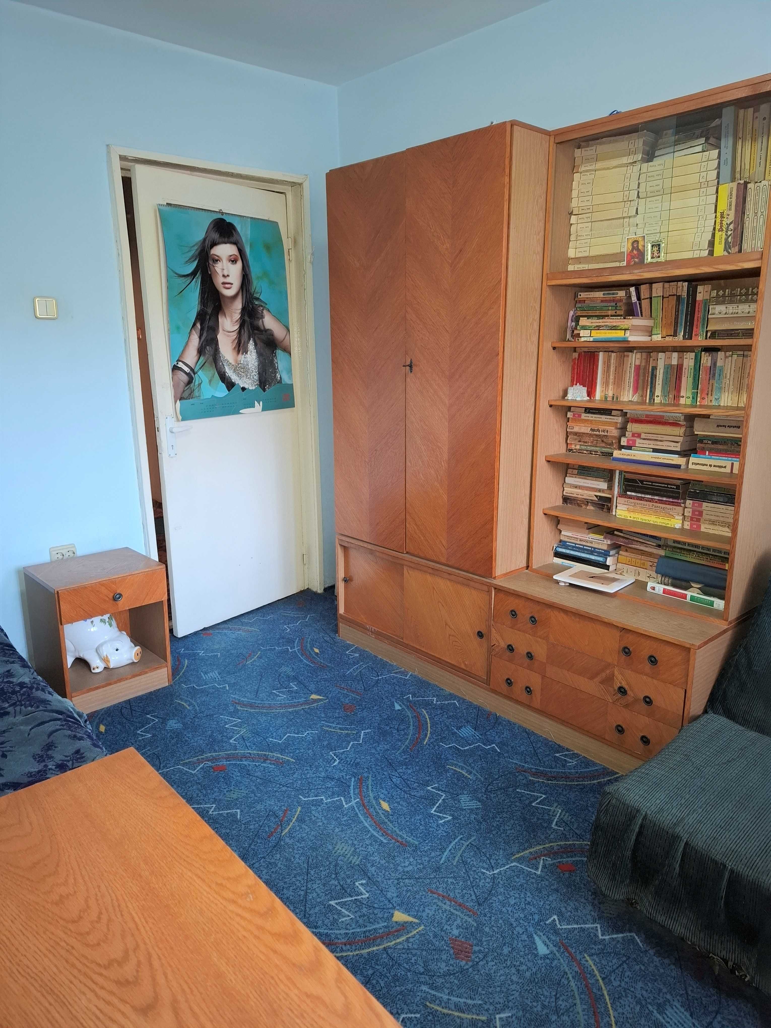 Proprietar, vând apartament 4 camere, Călărașilor, etaj 1, Viziru III