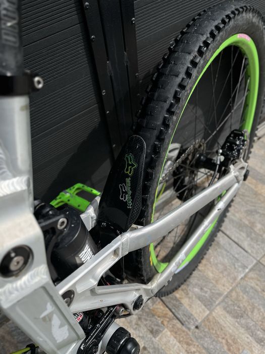 Bicicleta propain rage