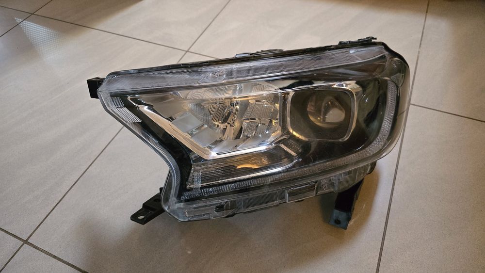 Far Stanga Ford Ranger/WILDTRAK Reparat