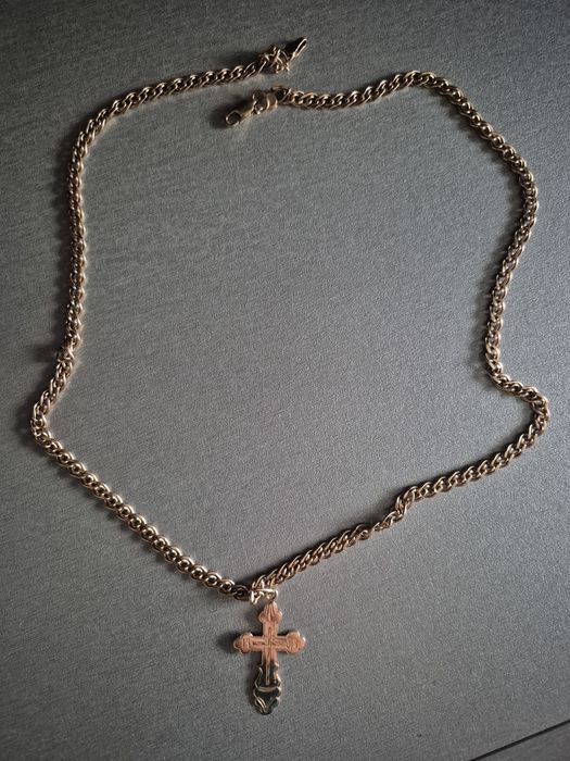 Продам цепочку с крестиком