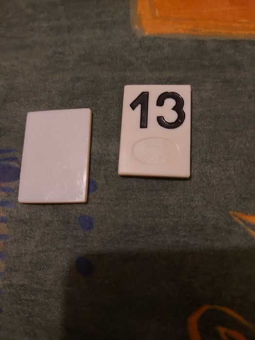 Joc remi, cutie din lemn, stare foarte buna