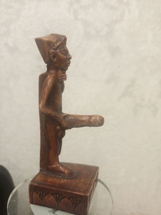 Продам статуэтку для взрослых