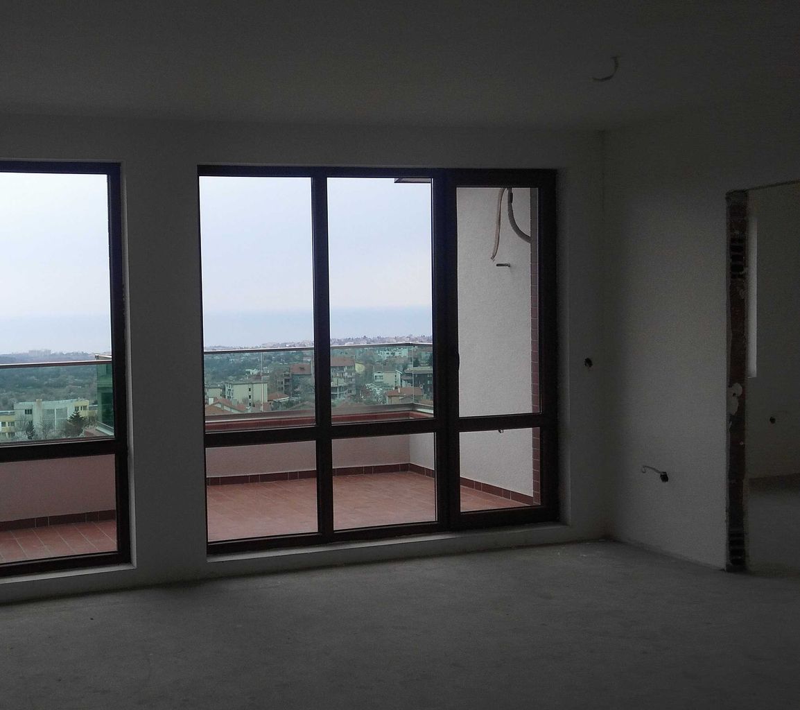 Продава се Четиристаен апартамент в Варна, Виница - 119 кв.м за 1750 €/кв.м - Снимка #5