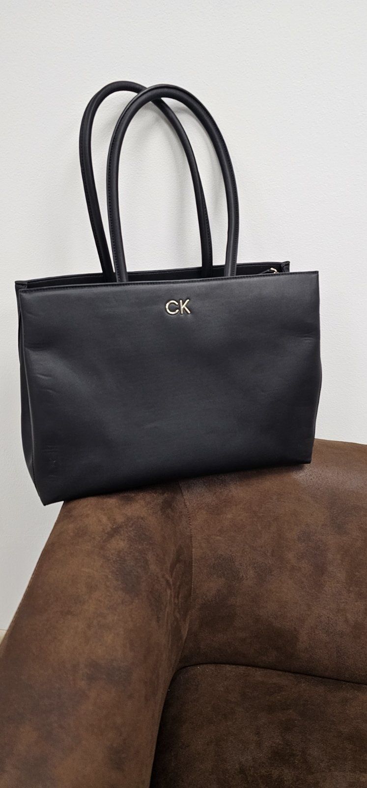 Чанта на Calvin Klein