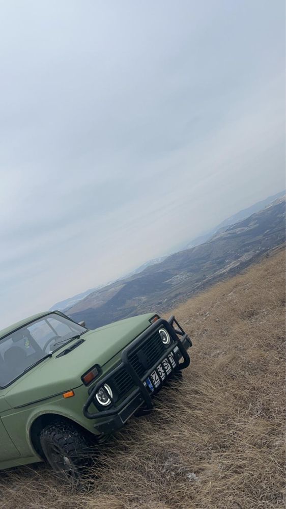 Vand Lada Niva 1.7 benzina