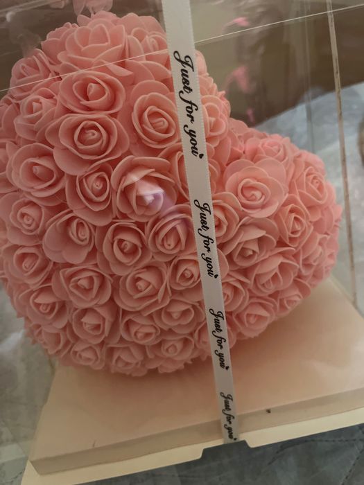 Нежно сърце от рози