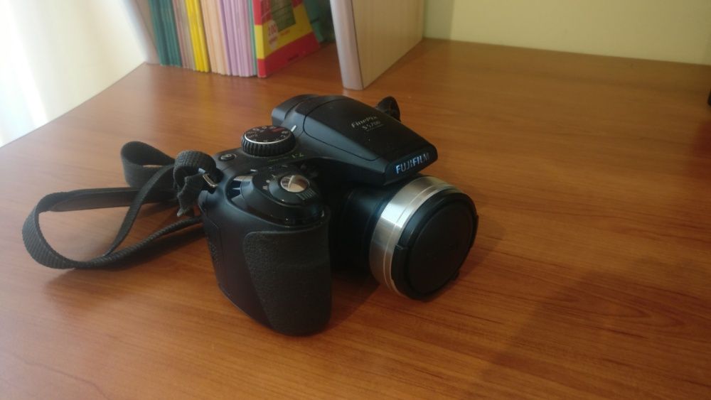 Fujifilm S5700