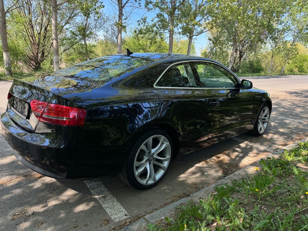 Vand Audi A5 2011