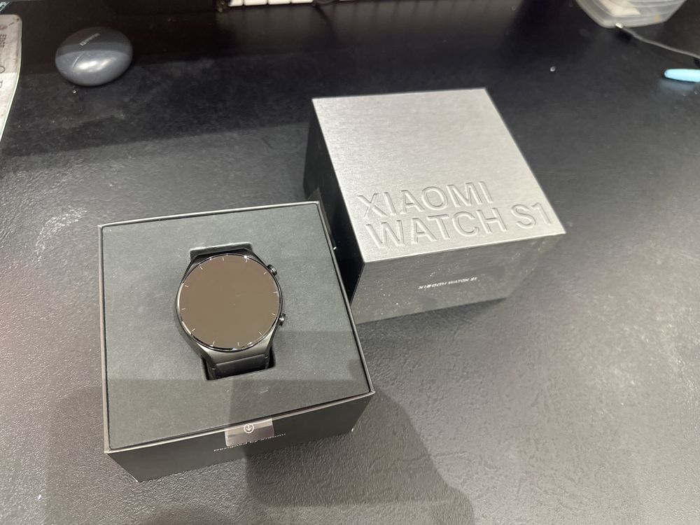 Xiaomi WATCH S1.