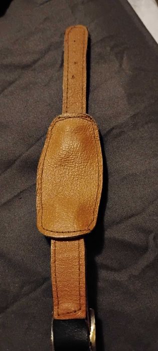 Часовник от СССР антика работи перфектно с батерия.