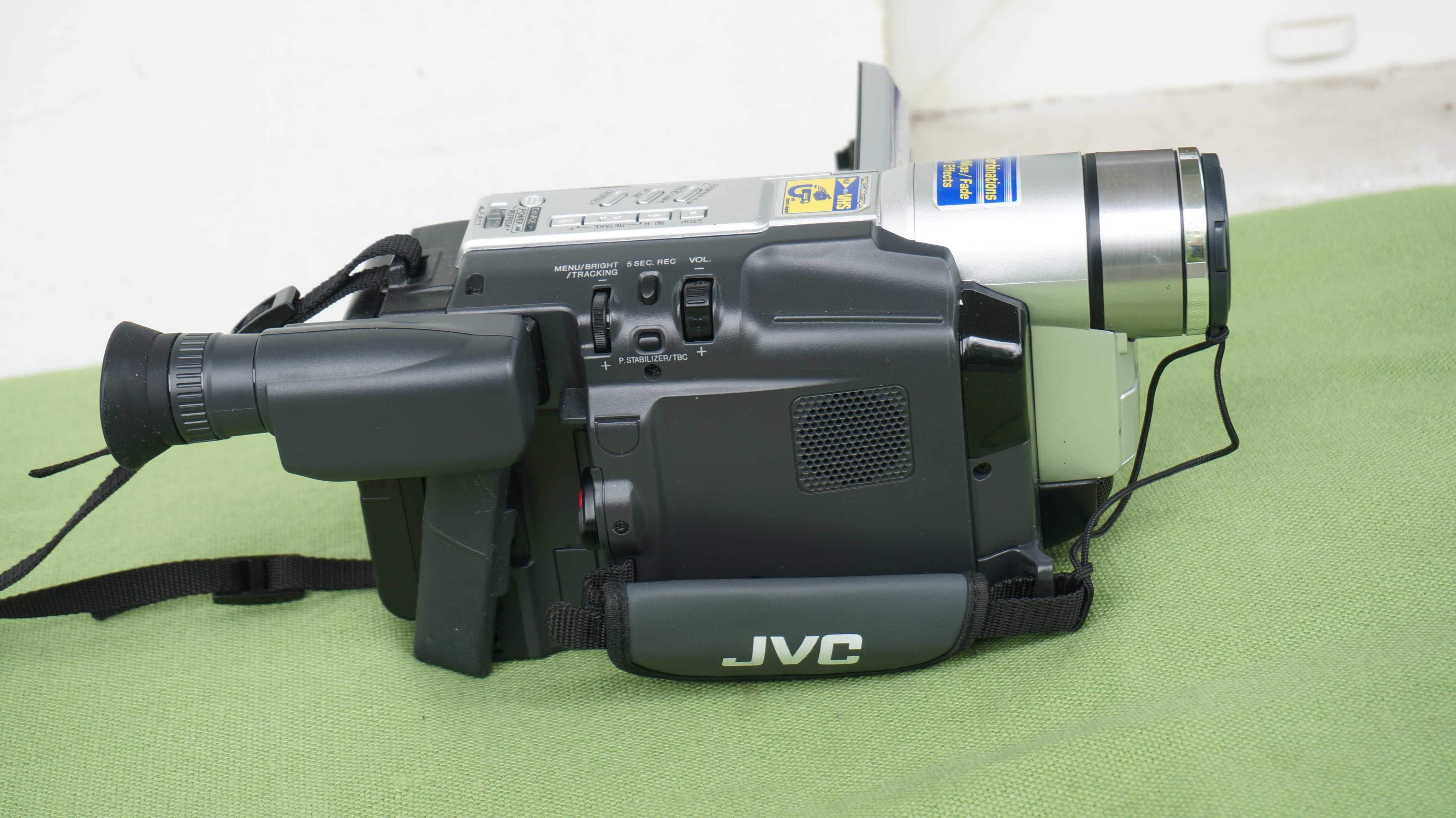 Camera video VHS-C JVC model GR-FXM37