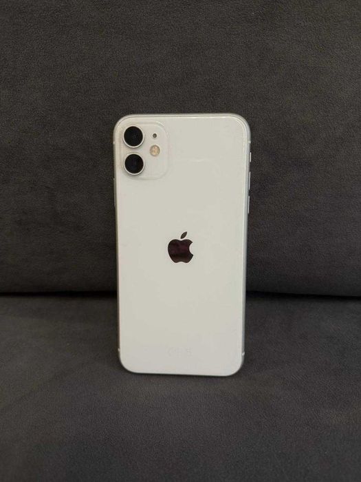 Айфон 11 в отличном состоянии с эмиратов