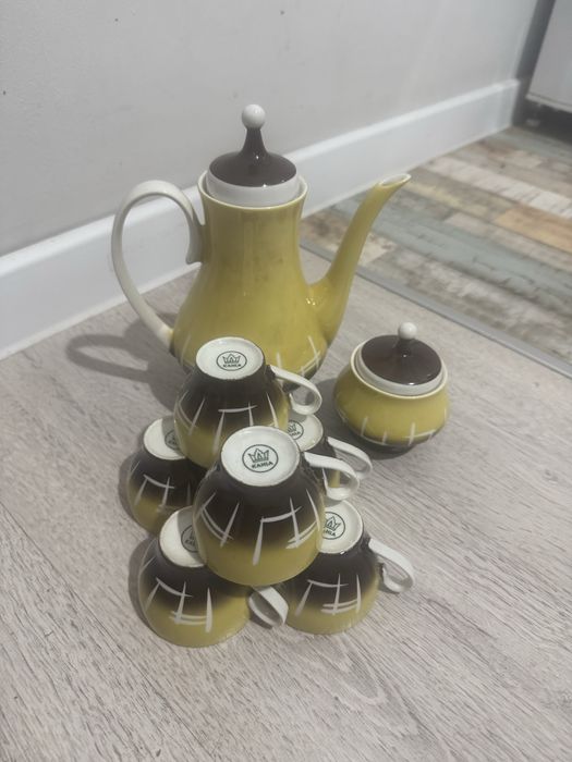 Чайный сервиз на 6 персон