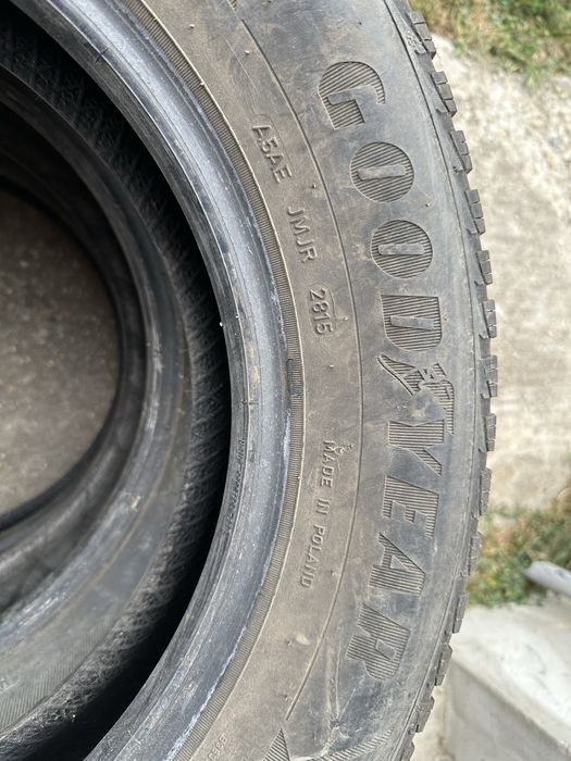 Set cauciucuri de iarna 4 buc 195/65R15