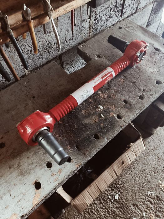 Продам реактивную тягу на камаз