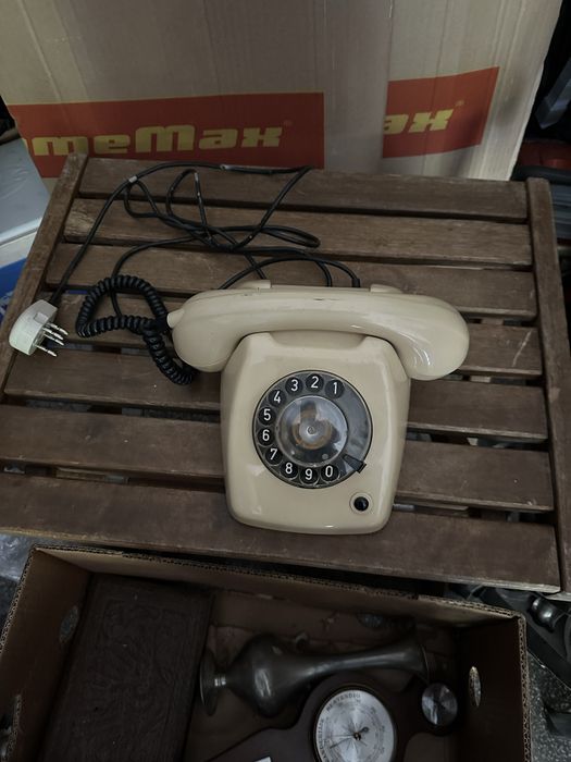 Старинни телефони