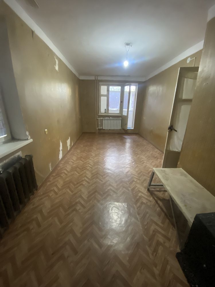 Sotiladi/Prodaja, Pod OFIS, Qoraqamish 1/2, 1/1/4, g’ishtli uy